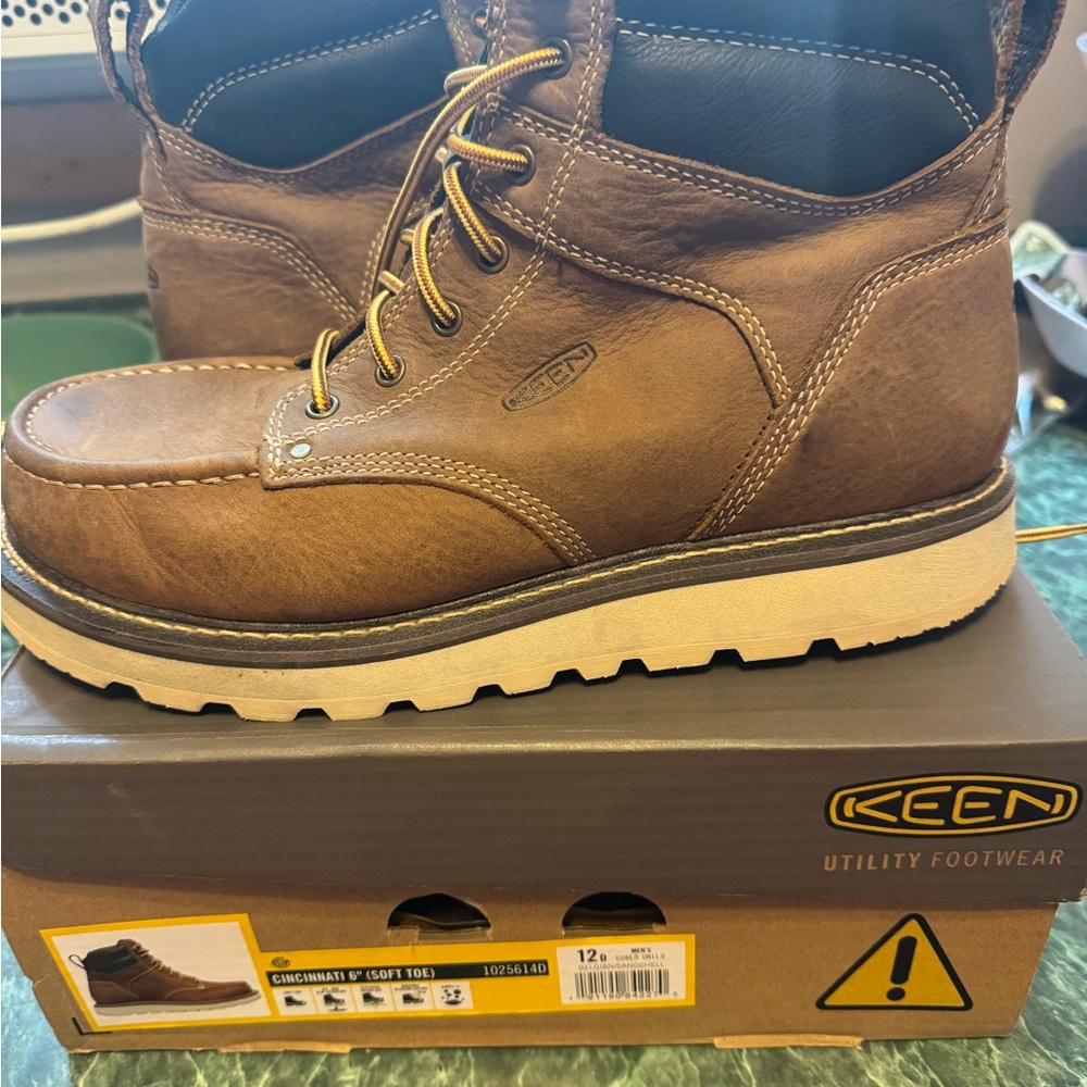 Keen Cincinnati 6” (soft toe) Men’s 12d